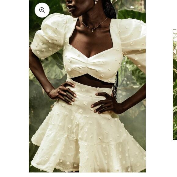 HELEN O’CONNOR paper daisy white 3d embellished crop top + mini Skirt Set XS NEW - Picture 6 of 10